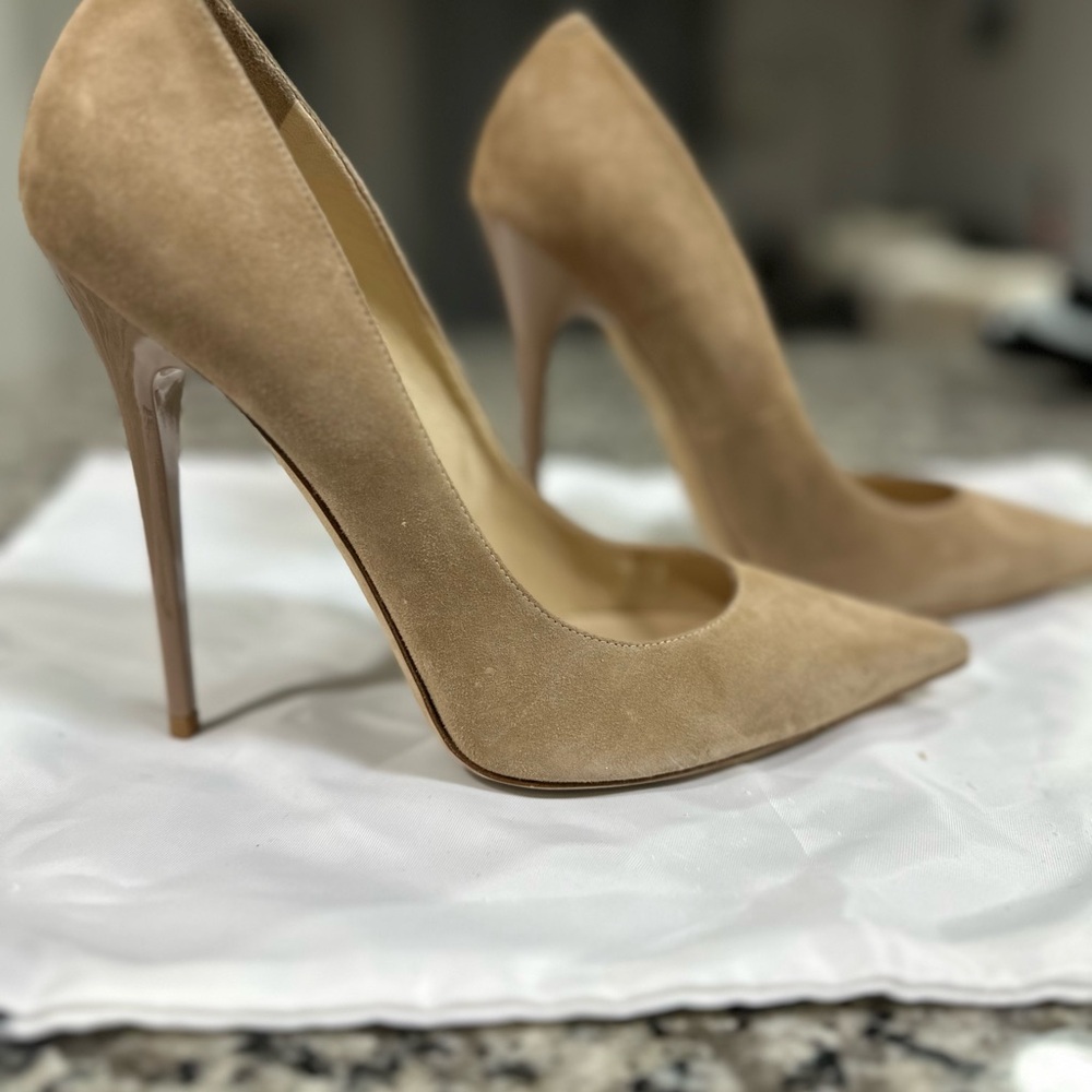 Jimmy choo classic pointed toe nude worn once sz 40